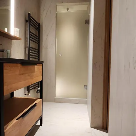 Les O D'ulysse Apartment *